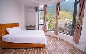 Long Hotel