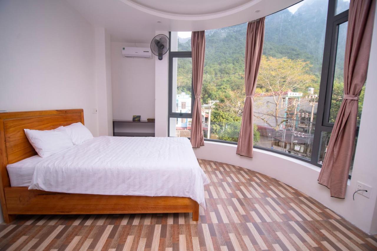 Long Hotel Ha Giang Buitenkant foto