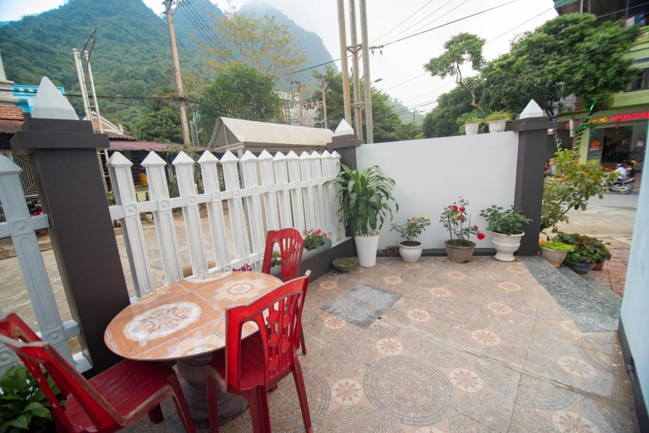 Long Hotel Ha Giang Buitenkant foto